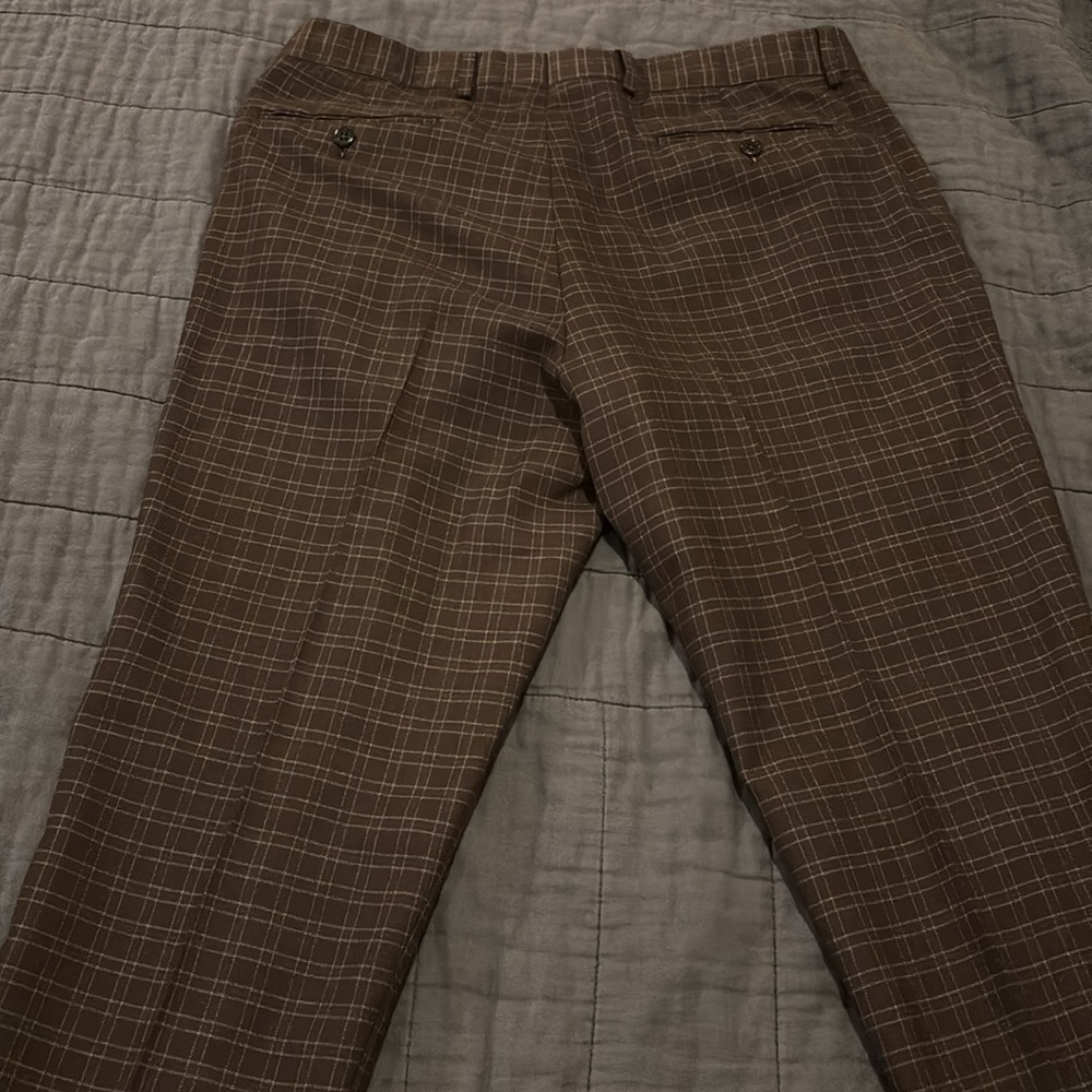 Todd Snyder Sutton (tailored) fit 100% Italian wool dress pants, size 34 x 34 - Picture 4 of 6